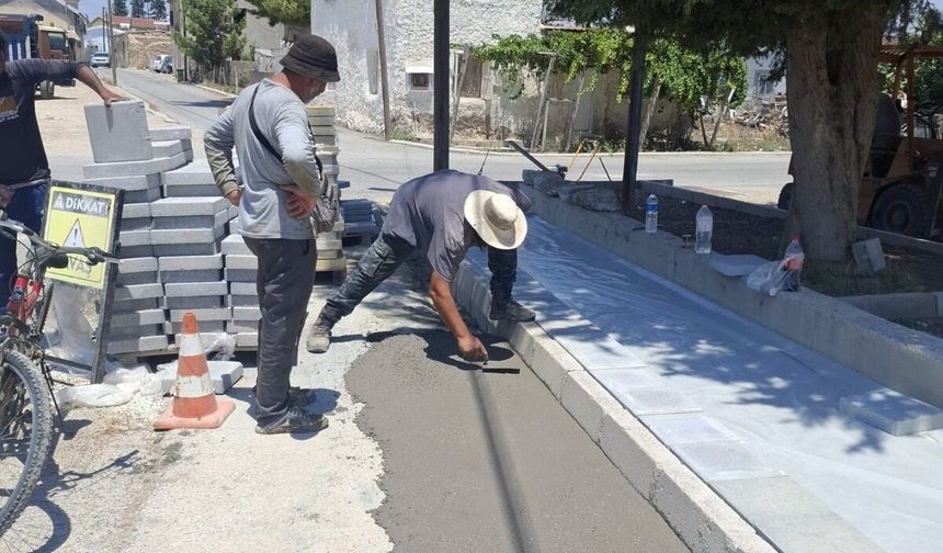 Mesarya Belediyesi, Vadili’de yağmur suyu drenajı ve kaldırım çalışmalarına başladı