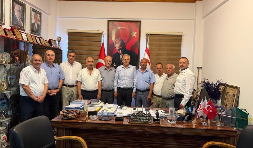 Orçan, Emekli Belediye Başkanları Derneği heyetini kabul etti