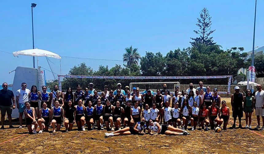 4. Şampiyon Melekler Plaj Voleybolu Liginde heyecan başladı