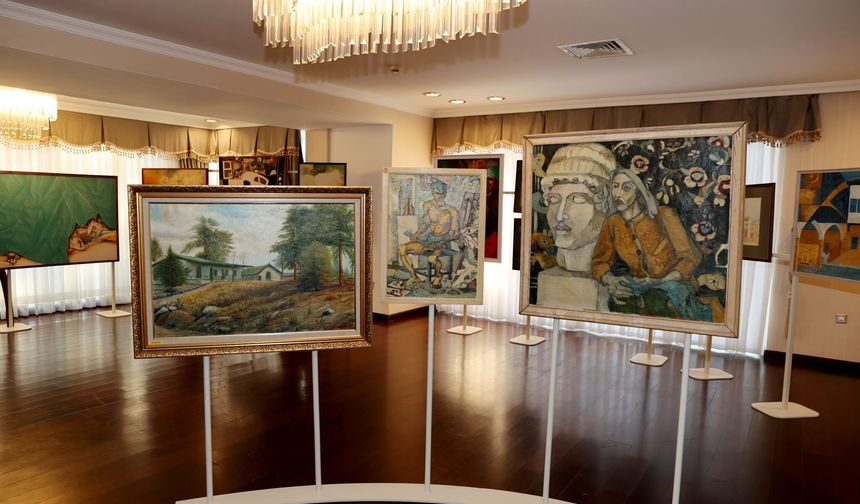 Eski Cumhurbaşkanlığı Sarayı’nda “Resmin Kamusal Hafızası” adlı sergi açıldı