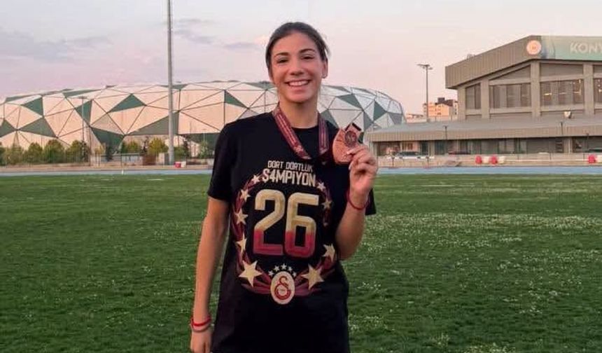 Ecem Nehir Çelik, Galatasaray’la Türkiye üçüncüsü