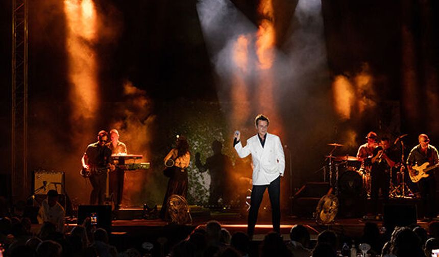 Teoman’dan, Kıbrıs’ta unutulmaz bir gece