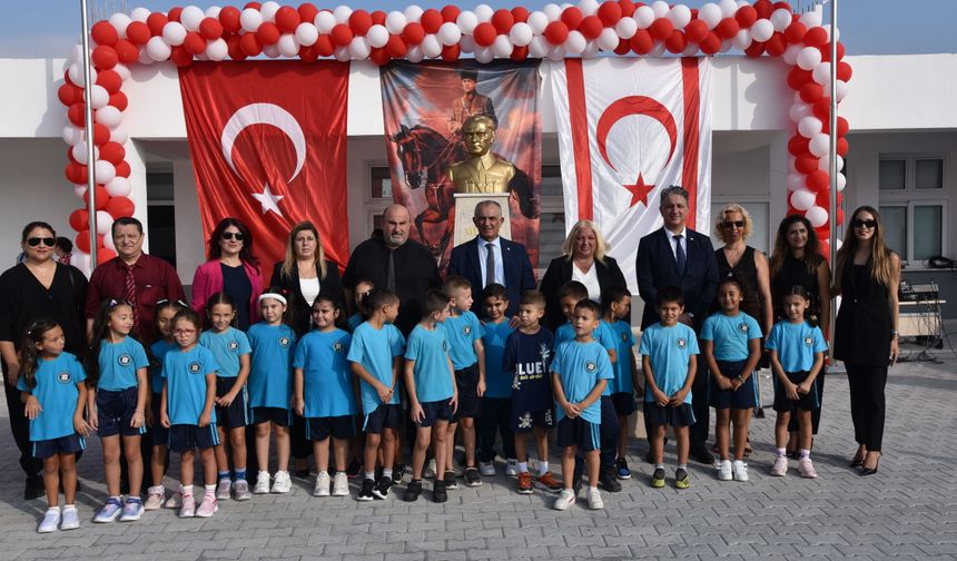 Bakan Çavuşoğlu Çayırova İlkokulu binasının açılışını yaptı
