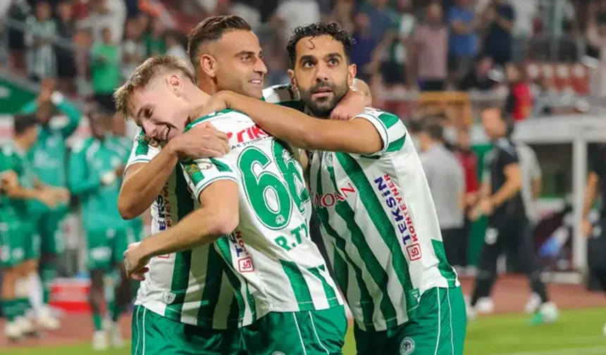 Konyaspor ilk üç puanını Trabzonspor'a karşı aldı