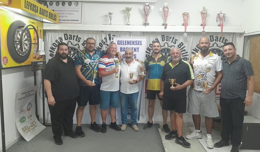 Başkent Turnuvası şampiyonu Tony Stone