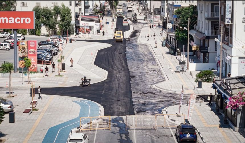 Uluçay, İsmet İnönü Bulvarı 2. Etap Düzenleme Projesi çalışmalarını inceledi