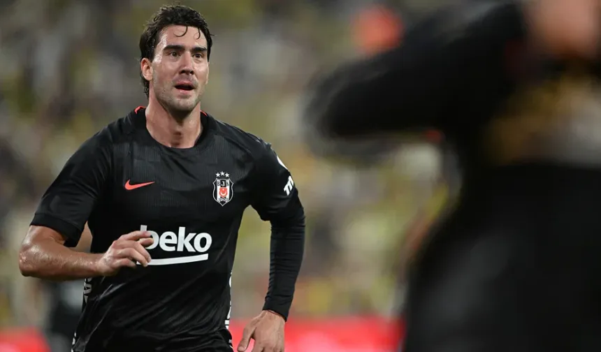 Beşiktaş'ın yıldızı Dusan Vlahovic sakatlandı