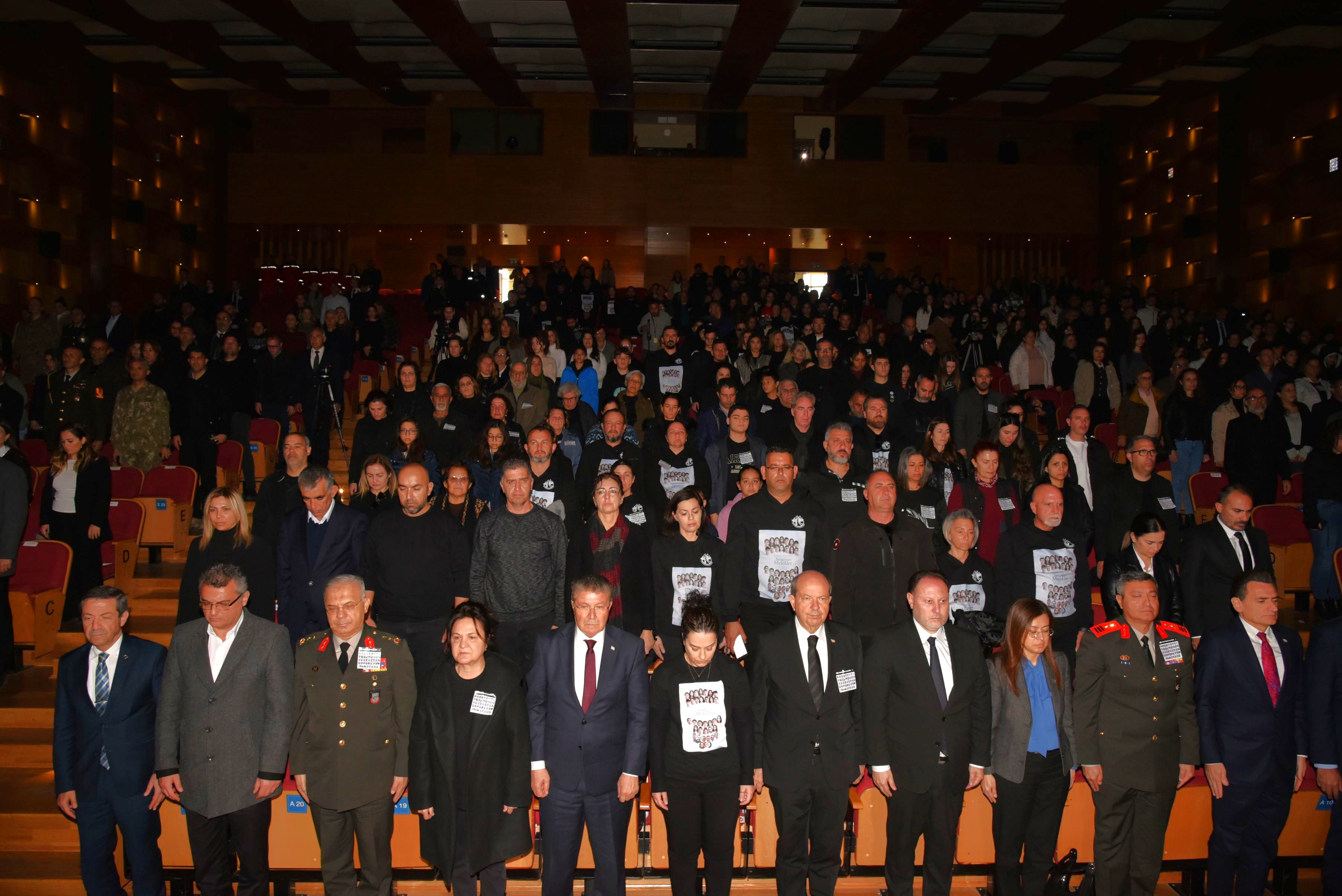 1738849597846İsi̇as Anma Töreni̇ Ti̇m (1)