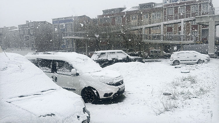 Istanbul Kar