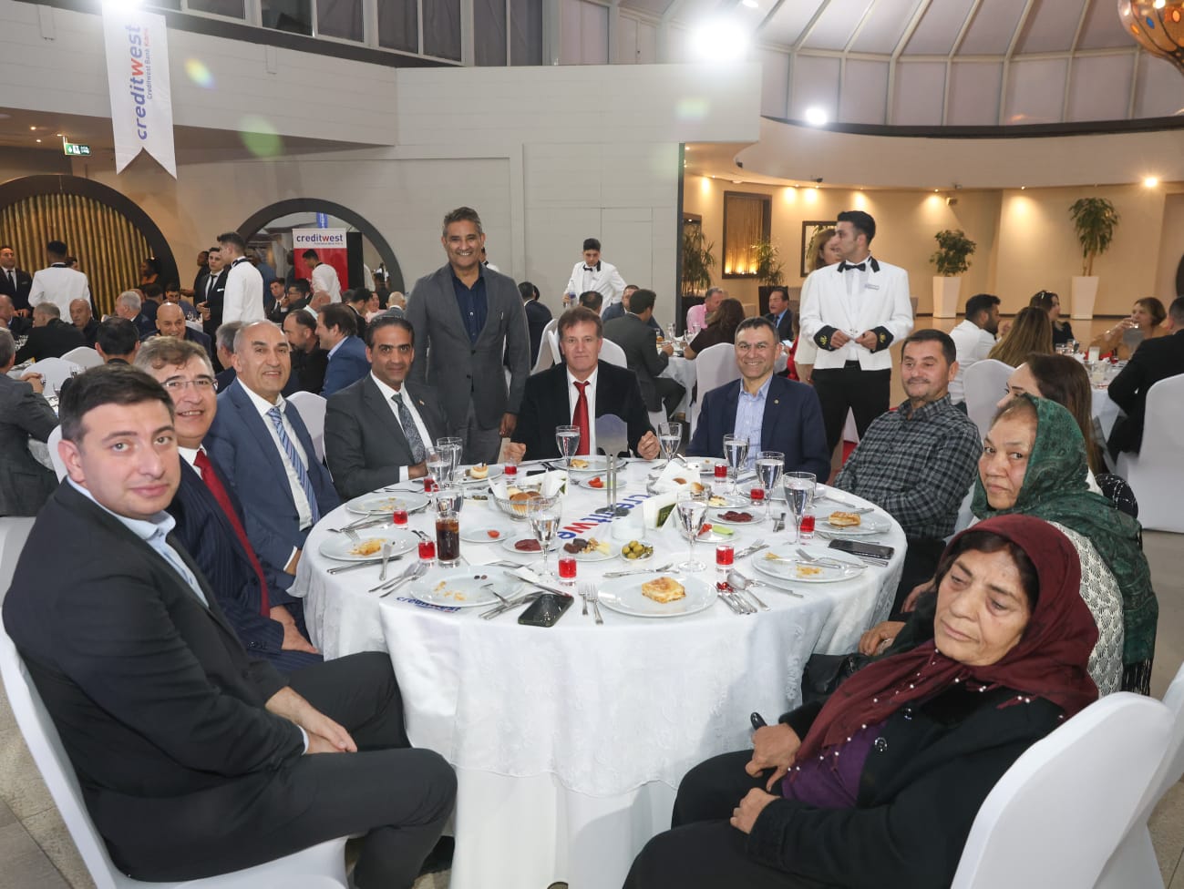 Protokol Ve Ailtınbaş Ailesi