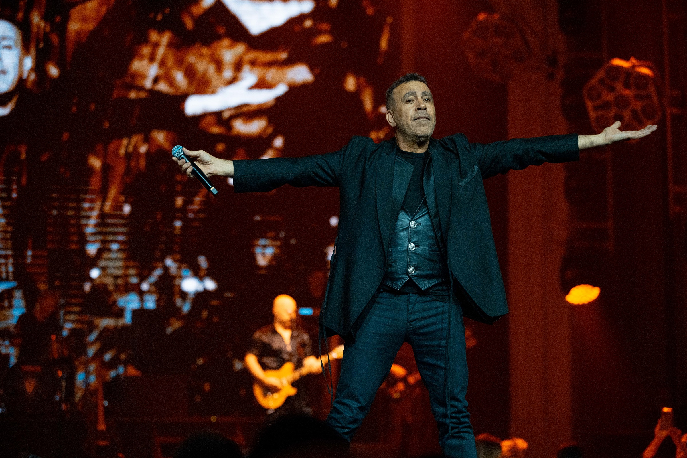 Haluk Levent Diamond (3)