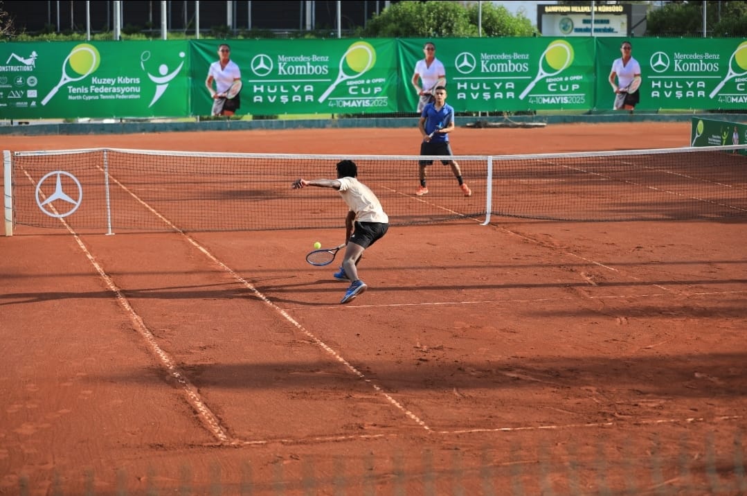 Hülya Avşar Cup (4)