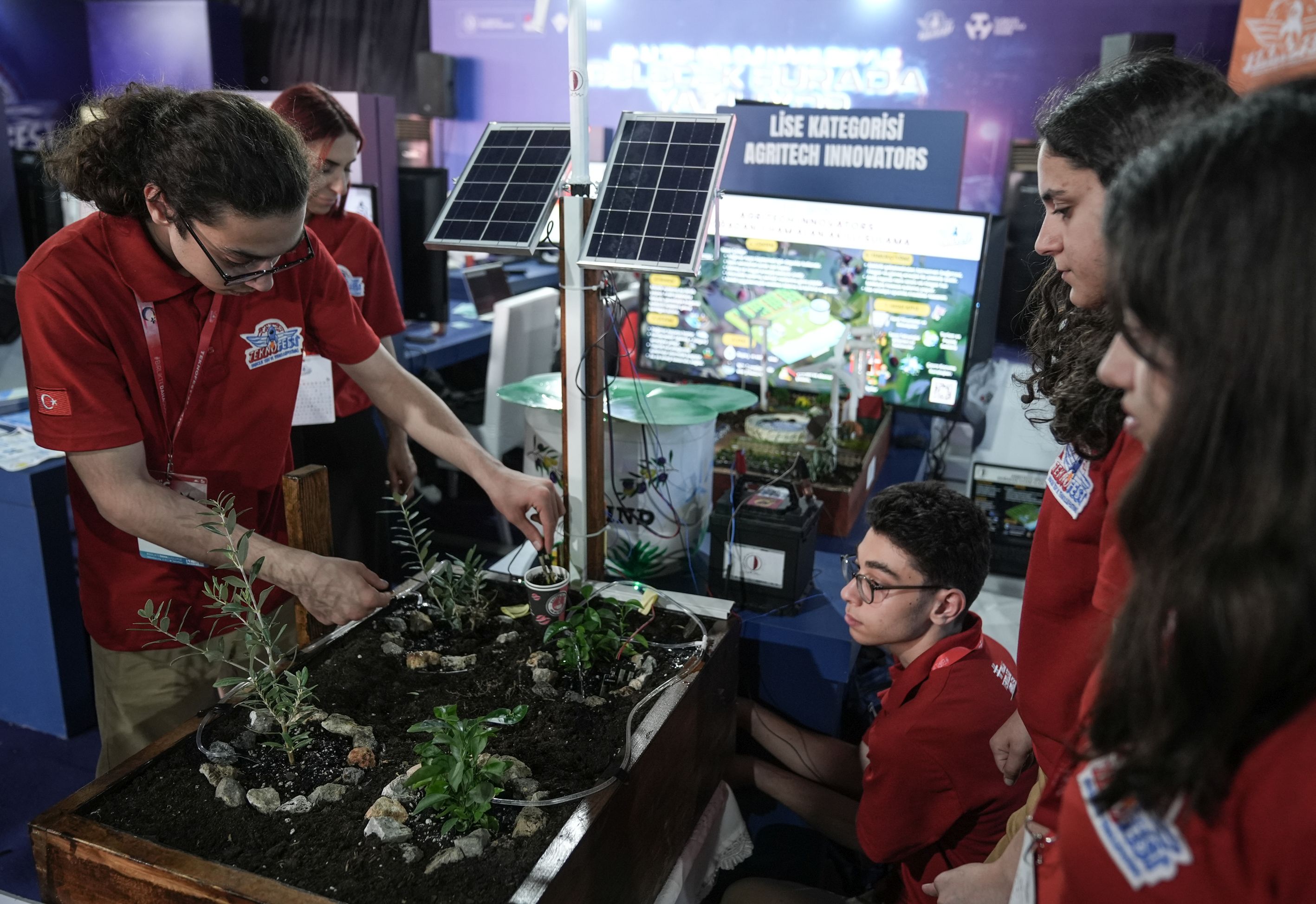 K I B R I S L I G E N C L E R V E R I M L I L I G I A R T I R A N A K I Llı