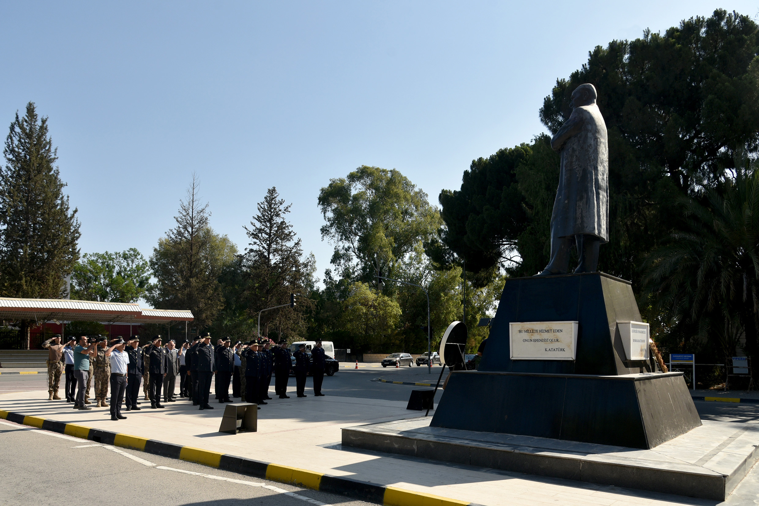 1751269136201Polis Örgütünün 61. Yıldönümü Anıtlar Celenk Koyma Programı 3 So