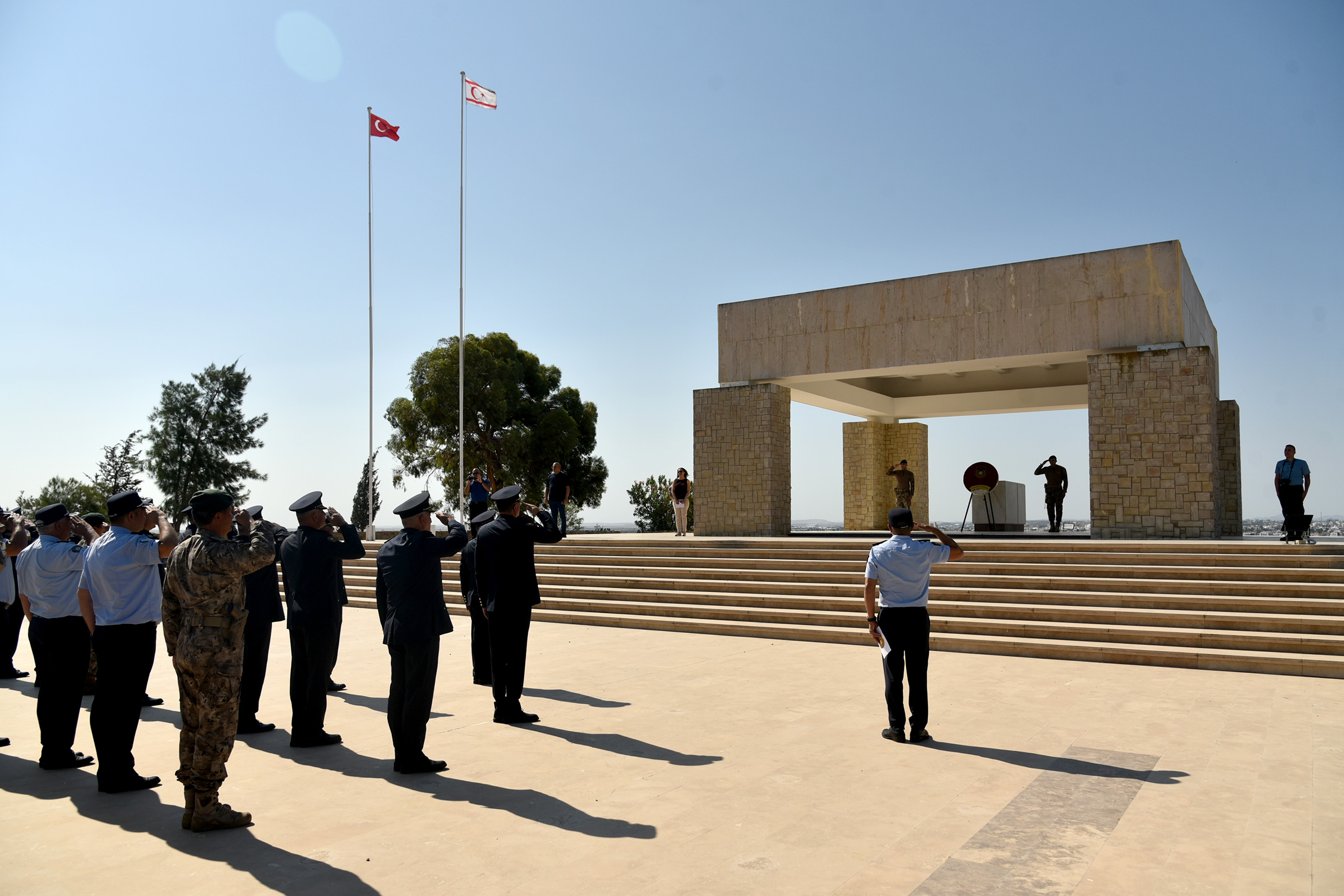 1751269136202Polis Örgütünün 61. Yıldönümü Anıtlar Celenk Koyma Programı 5 So