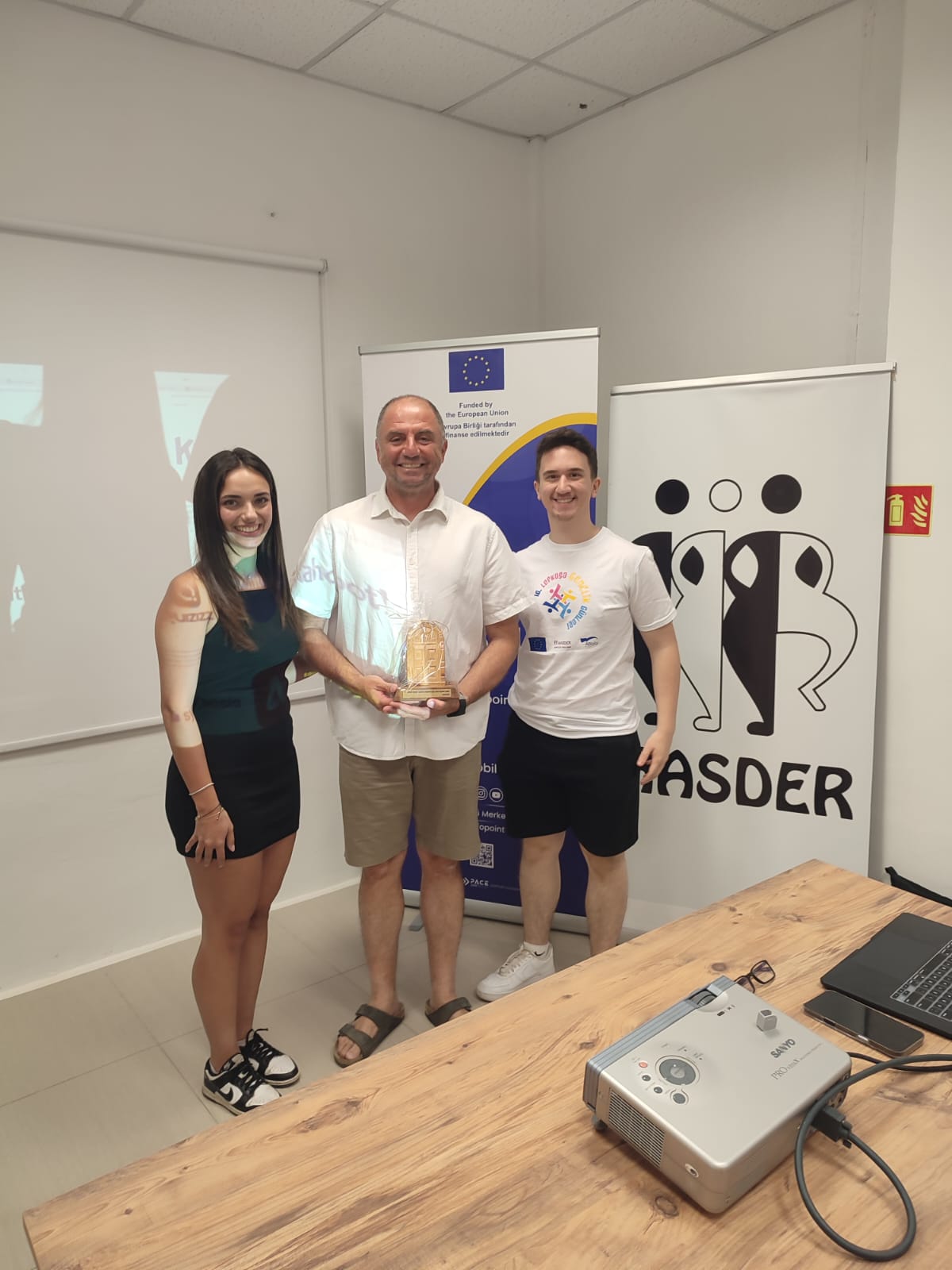 1754310519281Hasder (3)