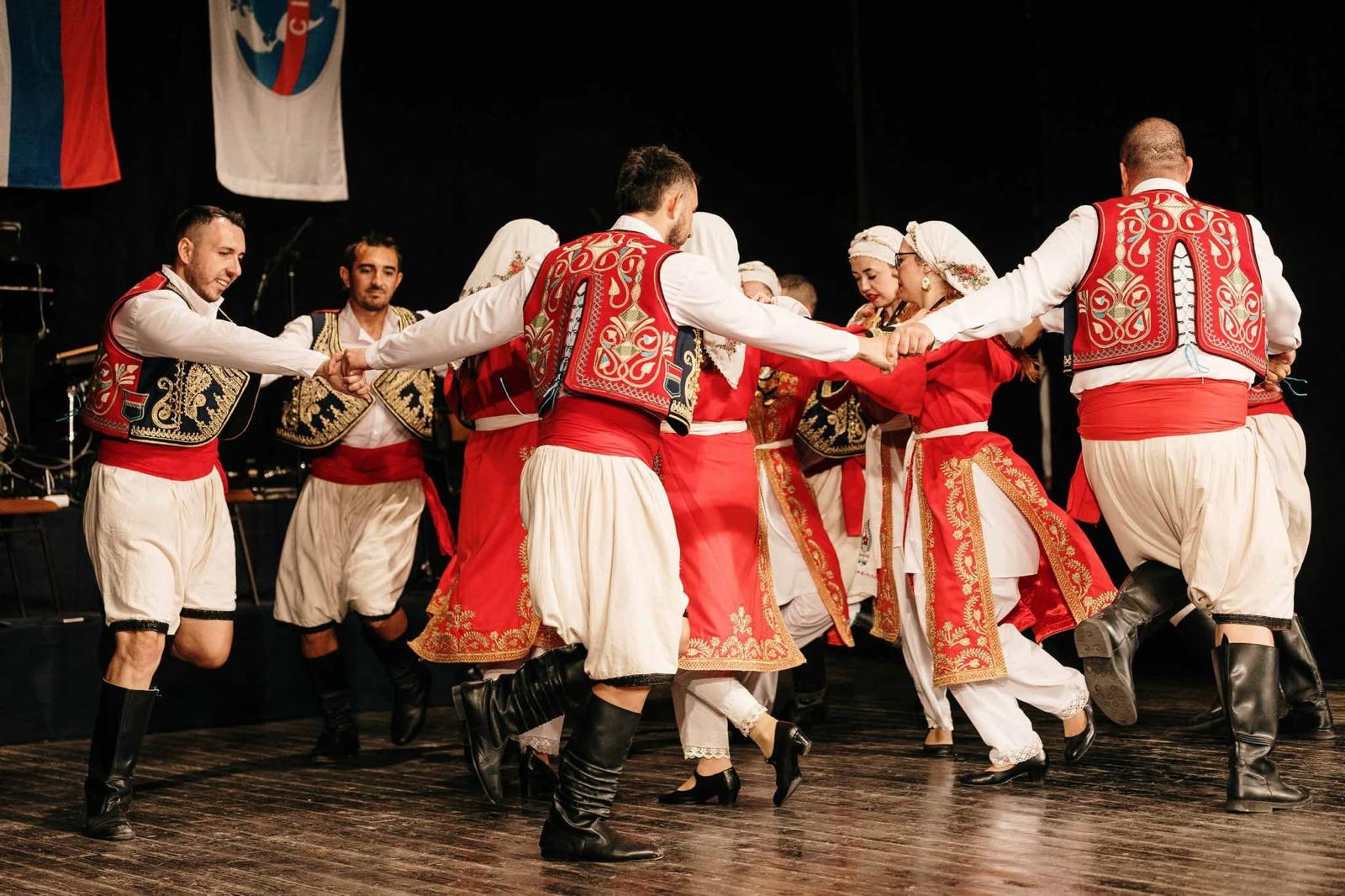 Paşaköy Halk Danslari2