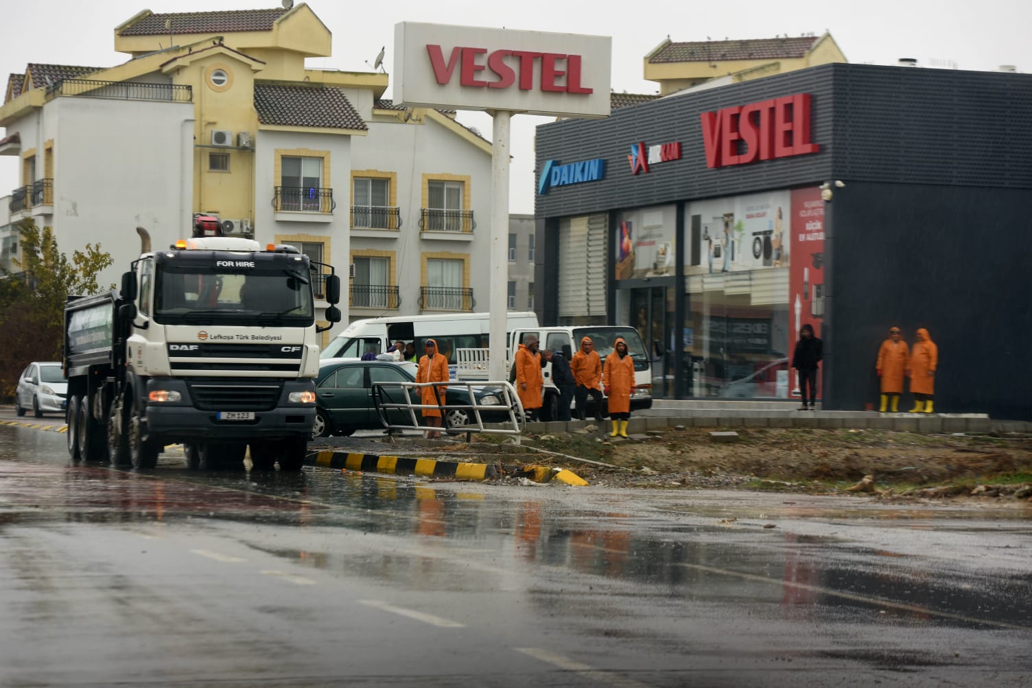 1765358970746Yağmurlar Lefkoşa Ortaköy (Ero) 8 (6)