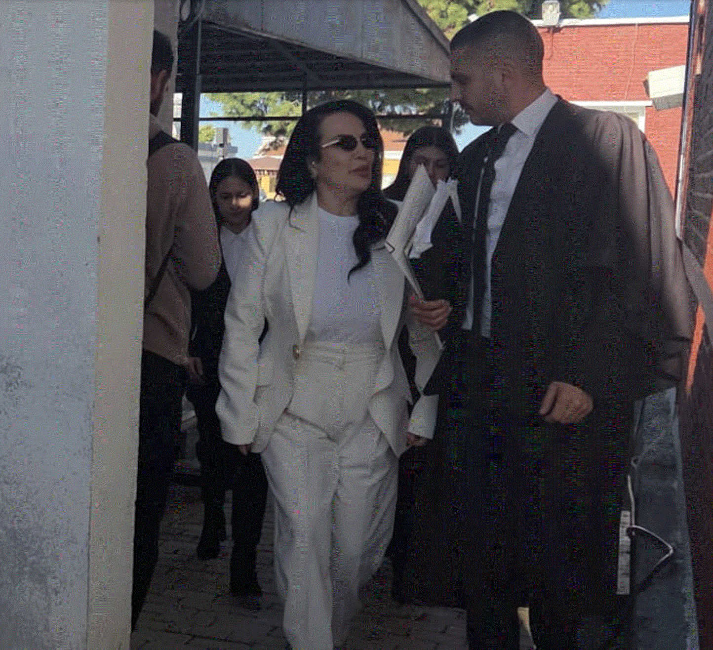 Juju'nun davasında “aynı avukat” tartışması