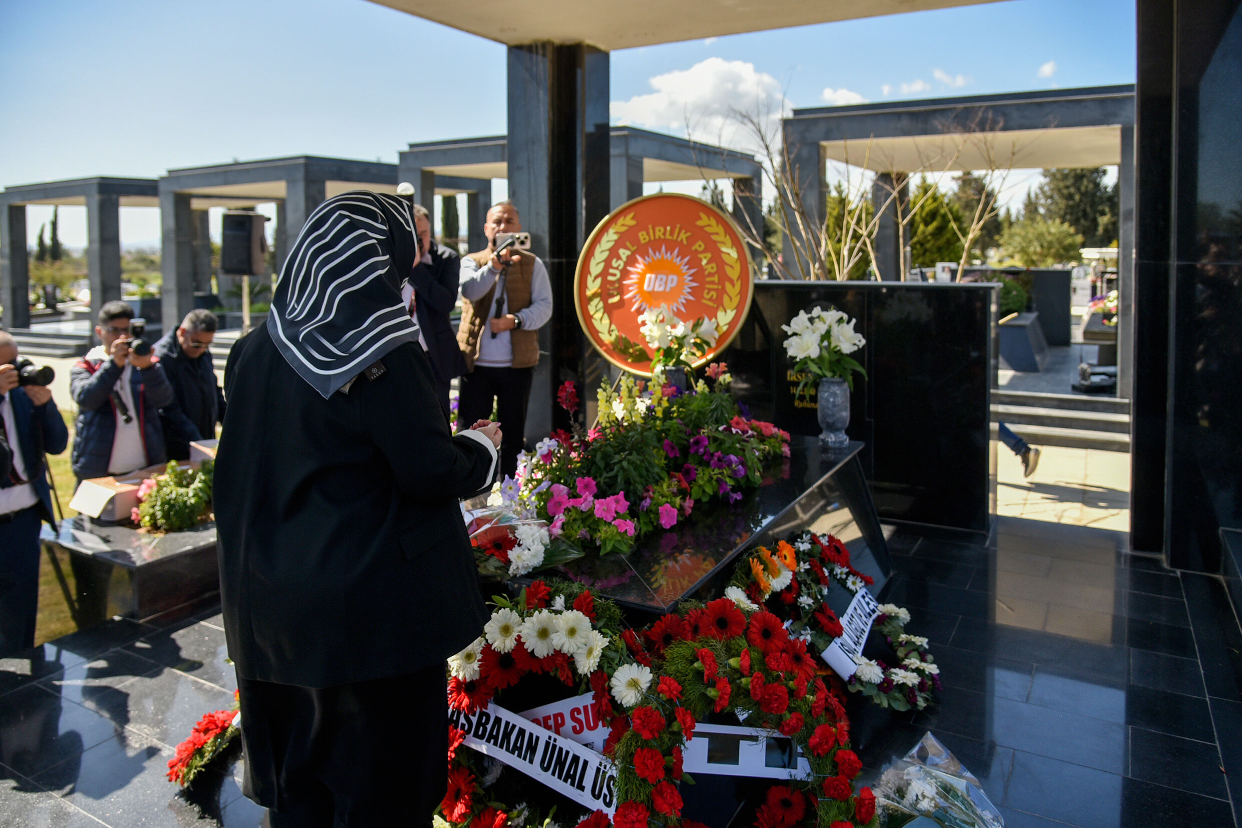 1773138226566İrsen Kucuk Kabri Basında Anıldı 4 So