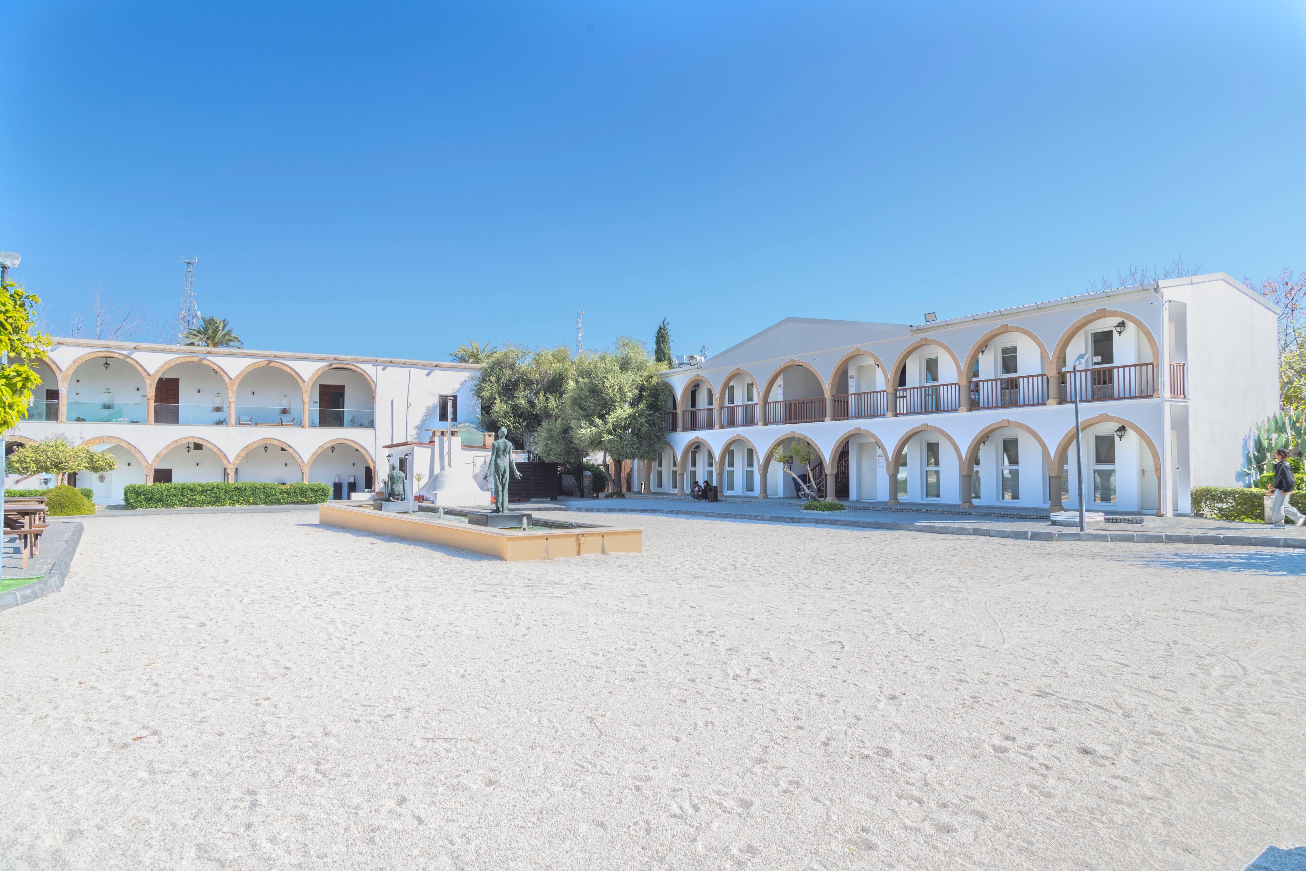 1774253832197Arucad İletişim Fakültesi’nden Çifte Akreditasyon Başarısı