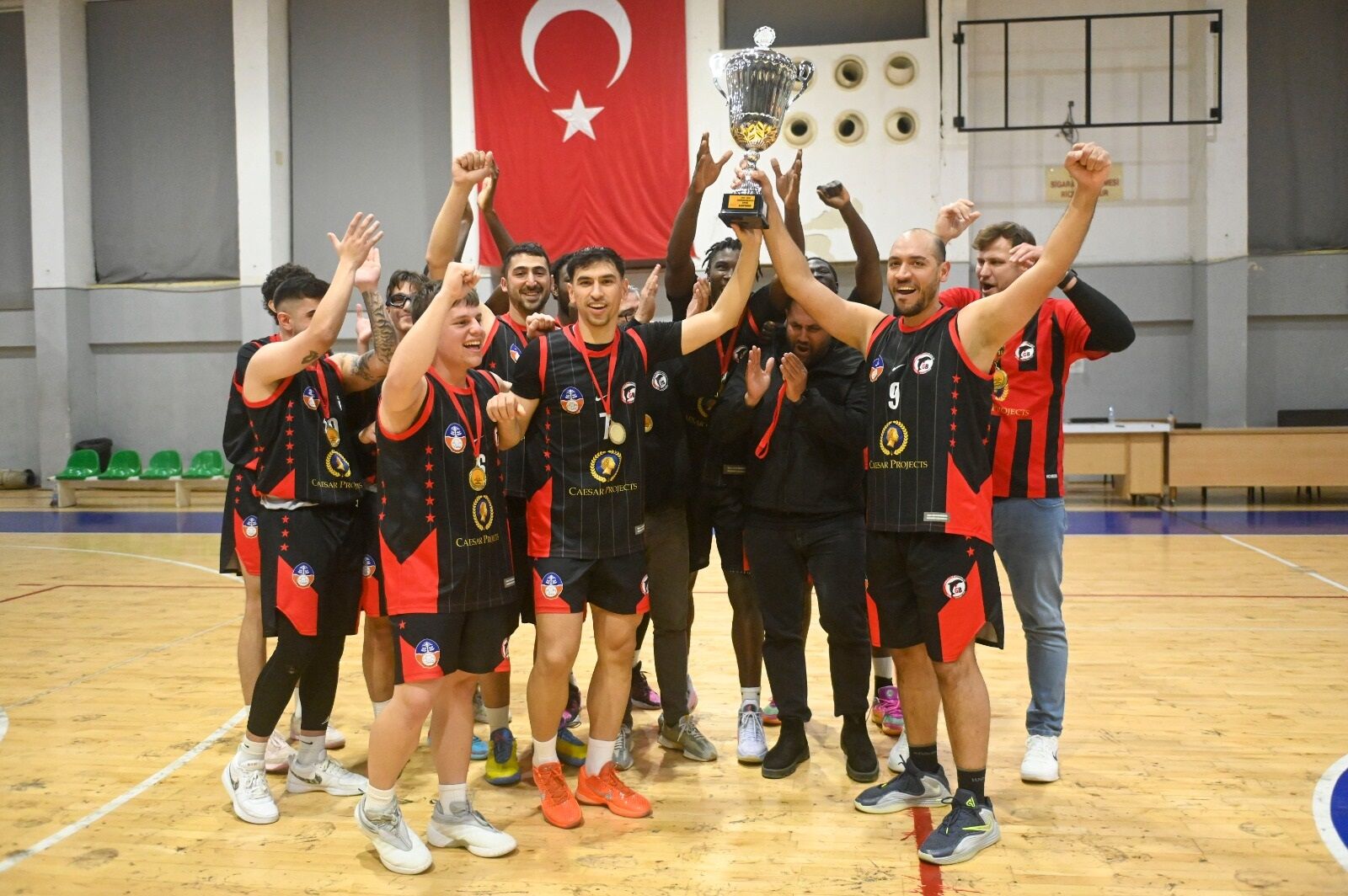 Gençler Birliği-28