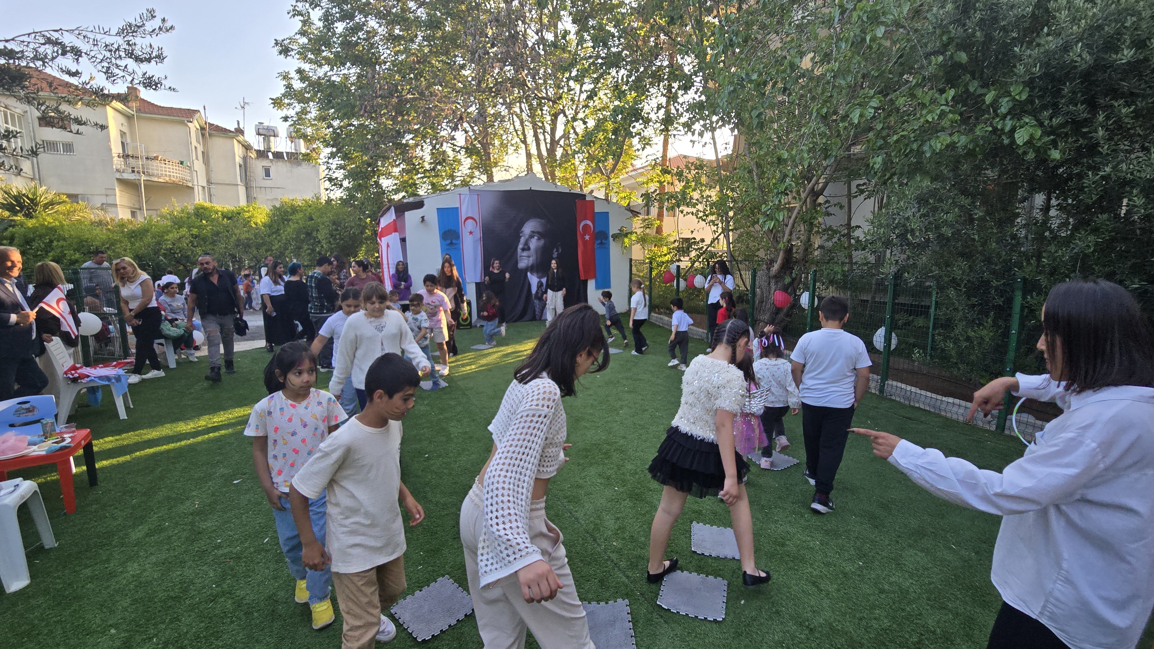 1776930282428Tam Parti 23 Nisan (3)