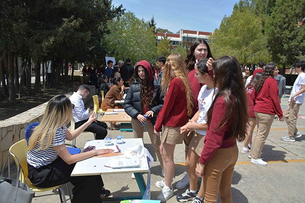 Yakın Doğu Koleji Kariyer Günleri (3)