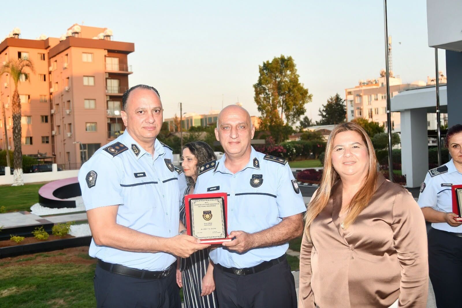 1782195154491Polis Emekli 4