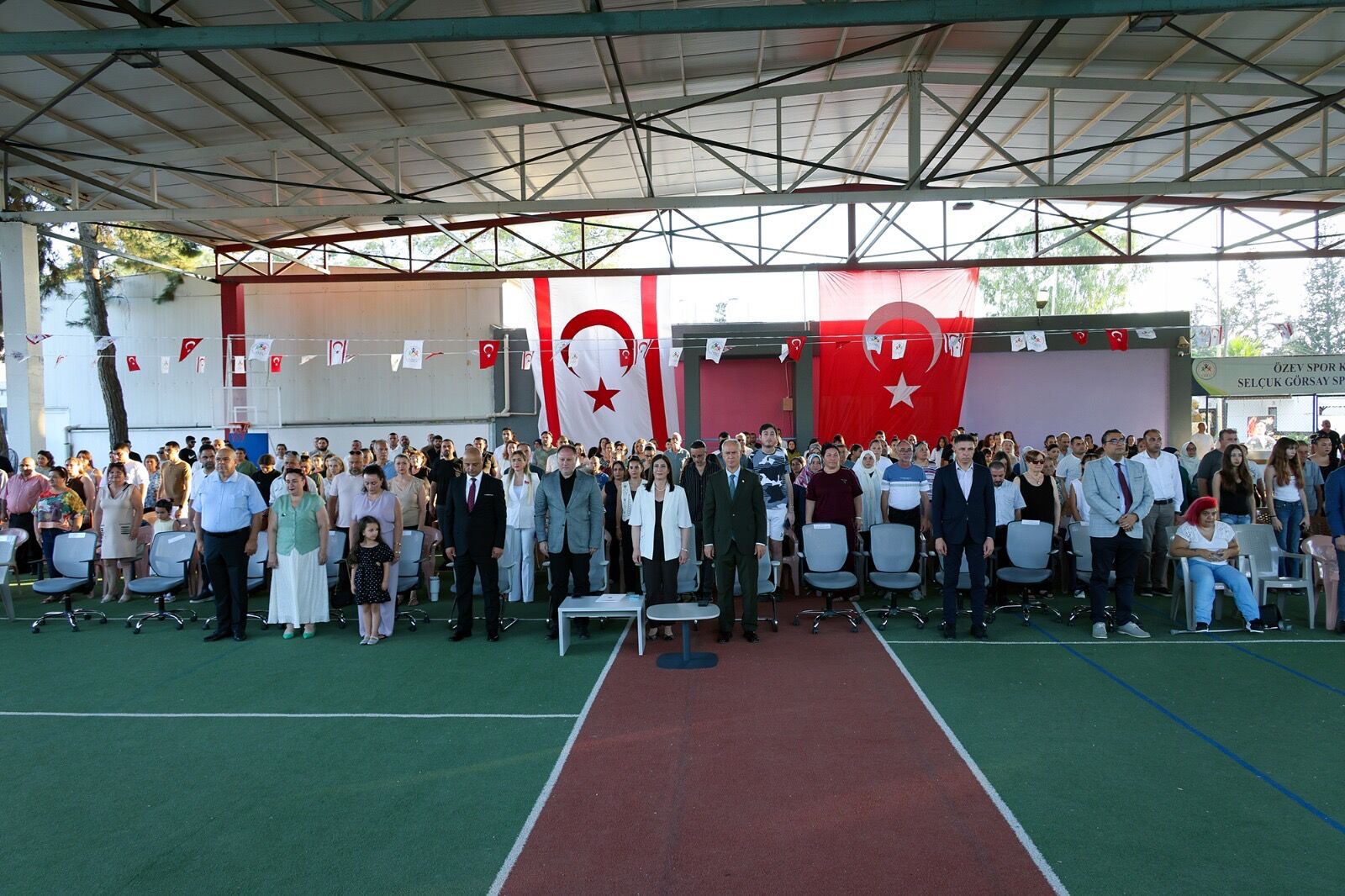 1783150629621Mecli̇s Başkani Özev2