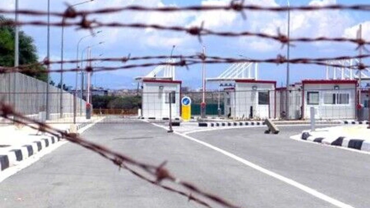 KKTC plakalı araçta kaçak sigara