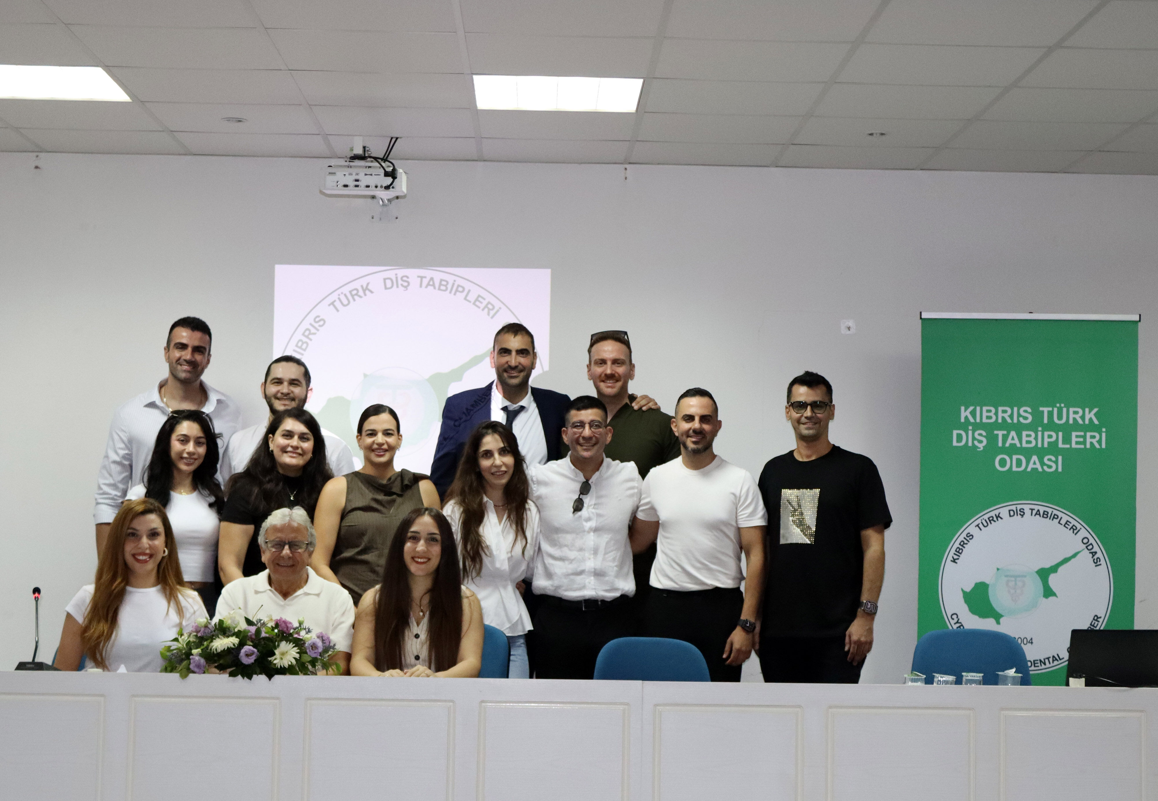 Diş Tabipleri Odası Başkanı yeniden Ulutekin