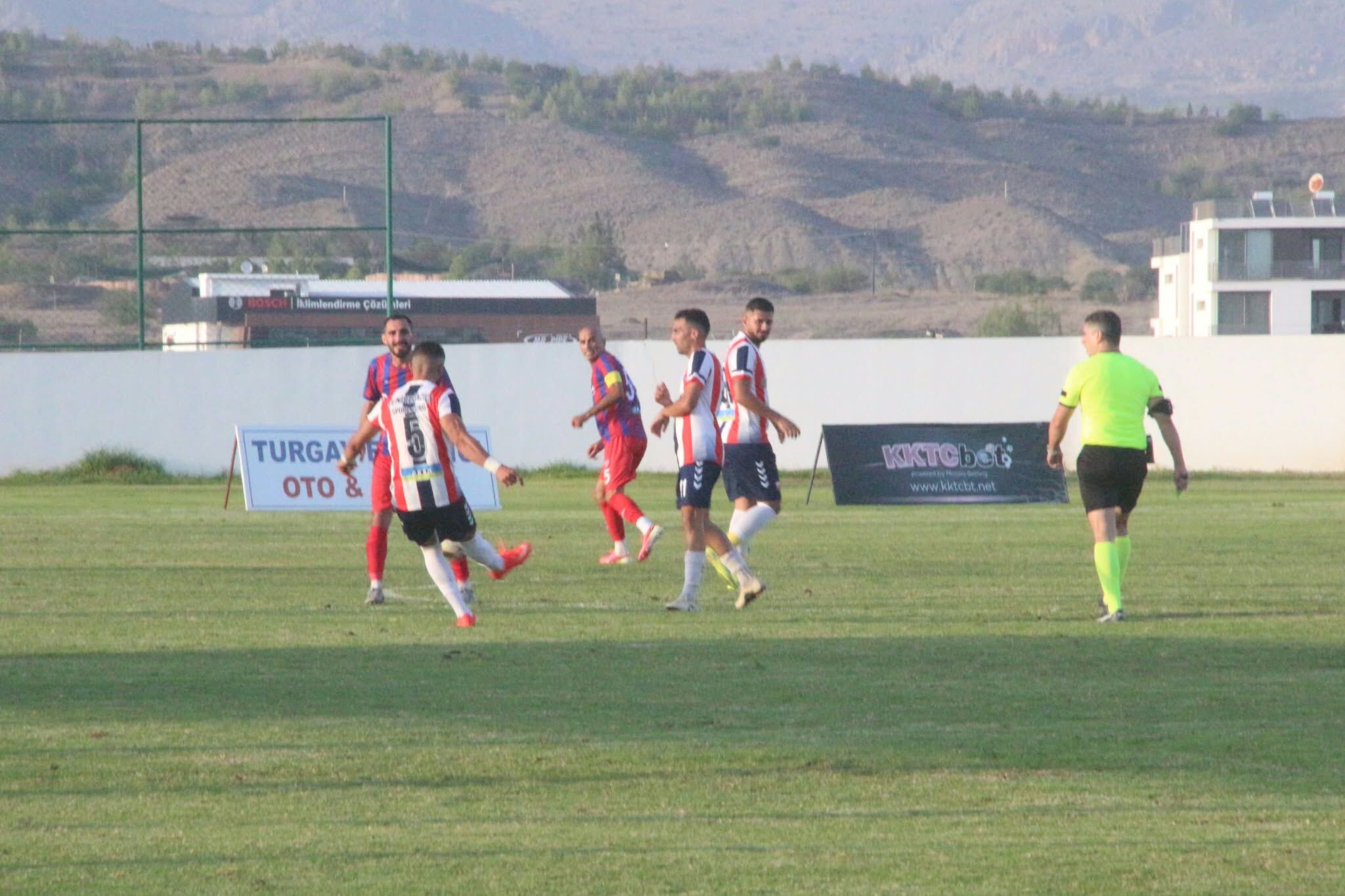 Göçmenköy 10 kişiyle geri döndü